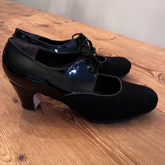 New, custom made exquisite leather & patent leather women’s size 42.5. - Picture 2 of 12